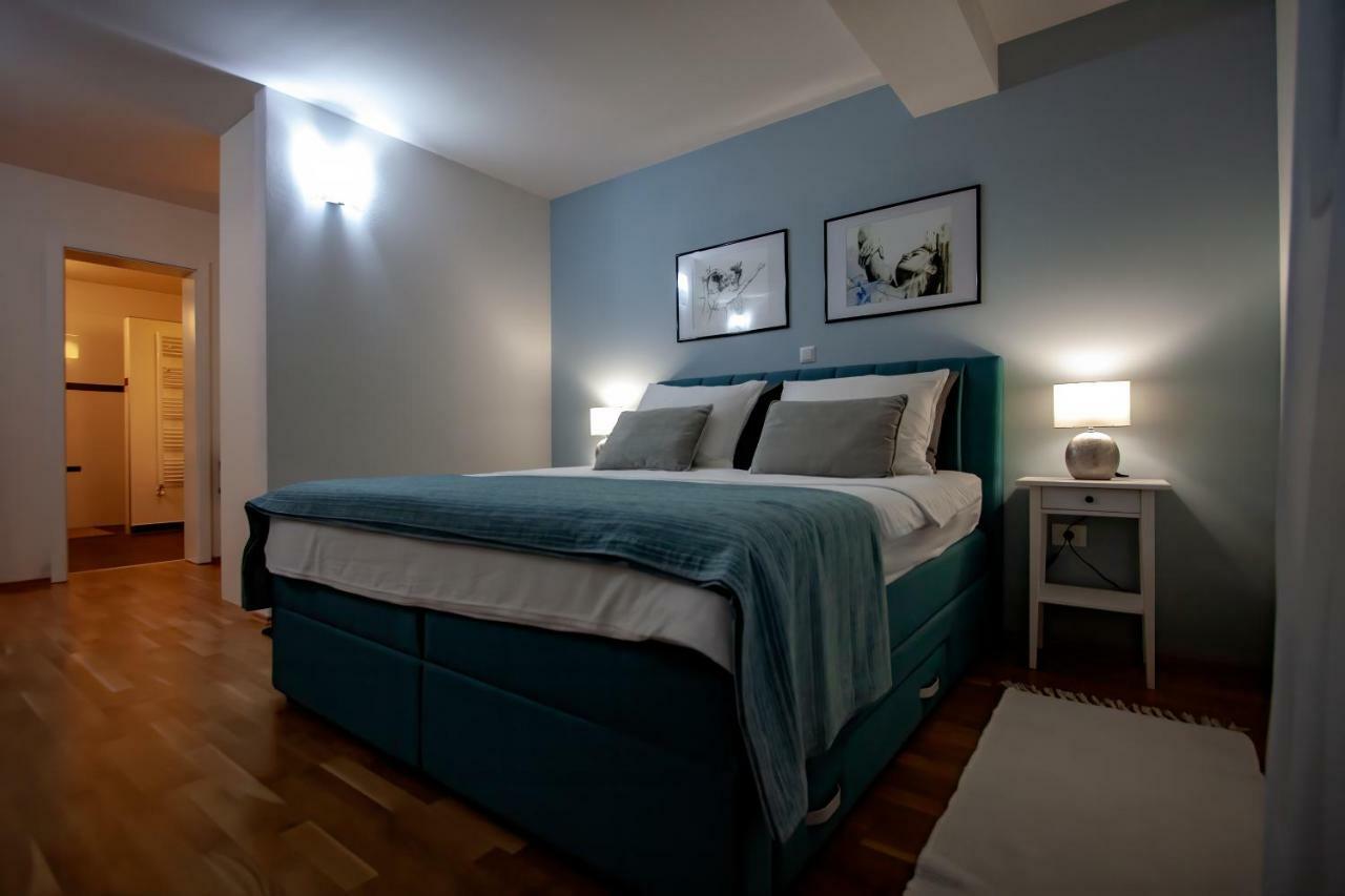 Apartman Nebo Pula Exterior foto